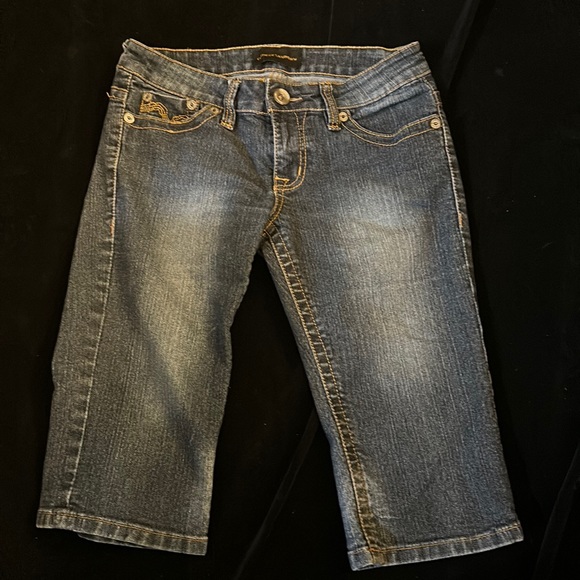 Chinese Laundry long jean shorts - Picture 1 of 5